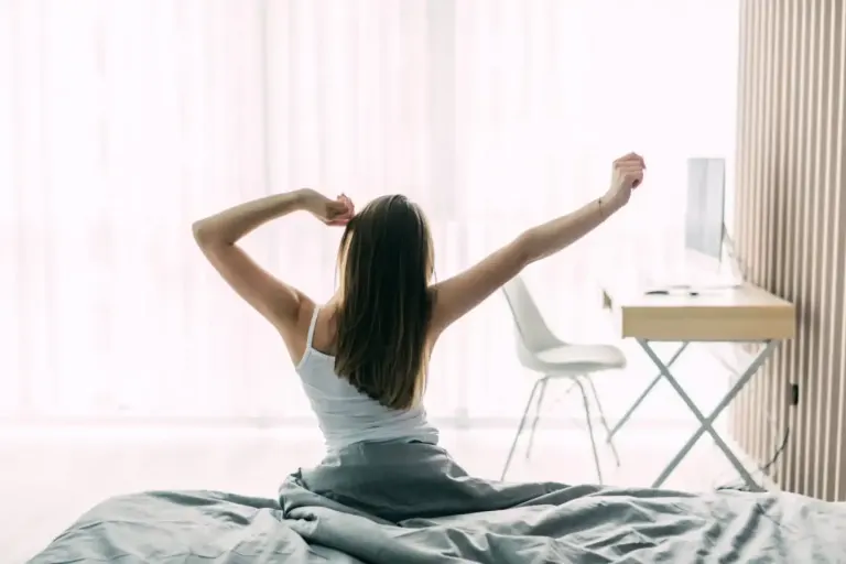 Ces petits gestes qui vous aideront à faire le plein d’énergie le matin