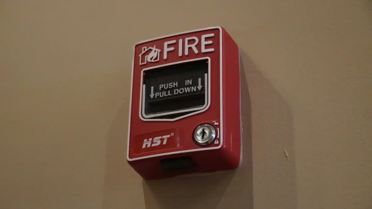 Sécurité incendie : les dispositifs essentiels pour protéger les personnes et les biens