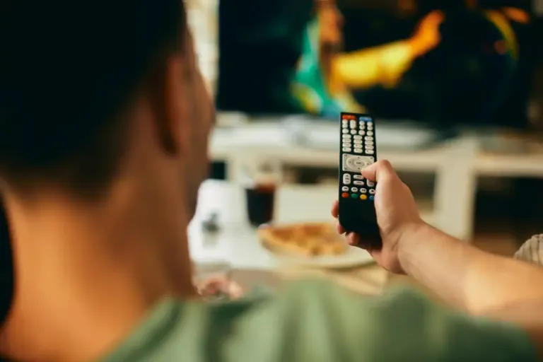 10 sites gratuits et légaux pour regarder films et séries en ligne