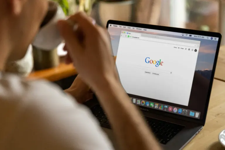 Google n’est pas mort (et le SEO non plus) : pourquoi 2025 marque le retour en force du trafic organique